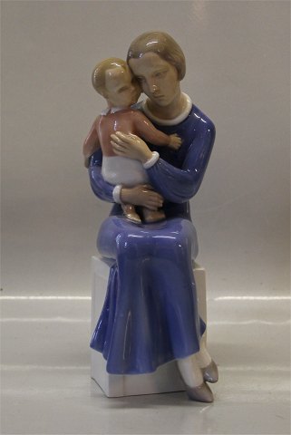 B&G figure B&G 2200 Mor med barn 26 cm Claire Weiss 1934