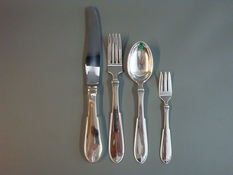 Hans Hansen Arvesølv nr 1. Forskellige dele på lager i øjeblikket. 5000m2 udstilling.