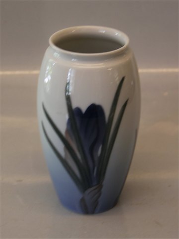 B&G Porcelain B&G 7933-254 Vase  with Irish 14 cm 