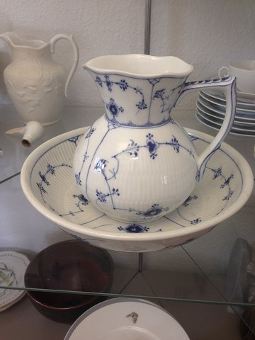 Royal Copenhagen Musselmalet Riflet Servante sæt No 21 skål og No 387 kande pre 1923