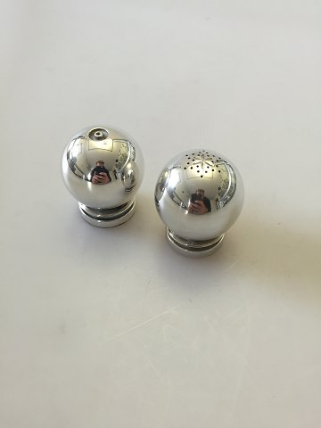 Georg Jensen Sterling Sølv Pyramide Salt og Peberbøsse No 632