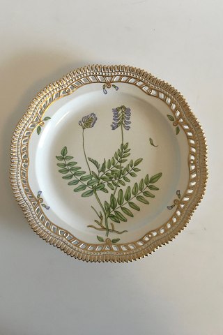 Royal CopenhagenFlora Danica Middagstallerken med Gennembrudt Kant No 20/3526