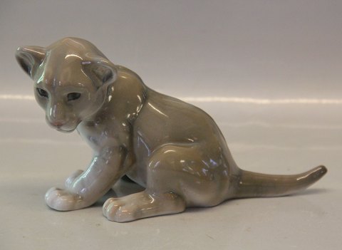 Kongelig Dansk B&G 2530 Løveunge  11 x 19 cm (Kgl. # 530)