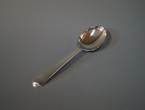 Barneske, arvesølv nr. 4 - Hans Hansen, tretårnet sølv.5000m2 udstilling.