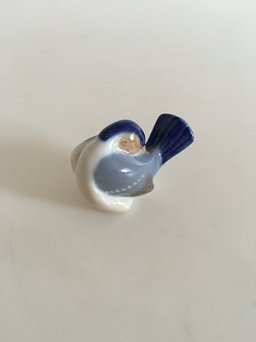 Royal Copenhagen Small Figurine of Bird No. 1041.