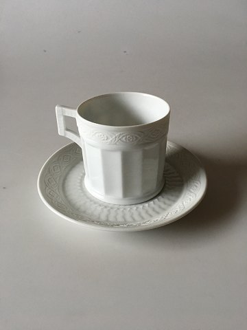 Royal Copenhagen Hvid Vifte Kaffekop og Underkop No. 11572