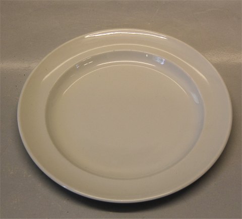 White Pot  6294 Plate, flat 21 cm (621) Design Grethe Meyer Royal Copenhagen Porcelain