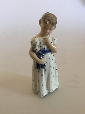 Royal Copenhagen Figur No. 3539 Pige i Natkjole med Dukke