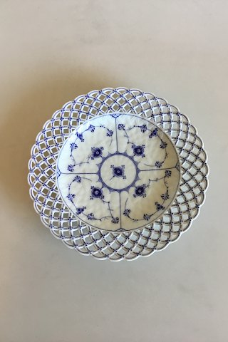 Royal Copenhagen Musselmalet Helblonde med gennembrudt kant Flad Tallerken No 1/1098