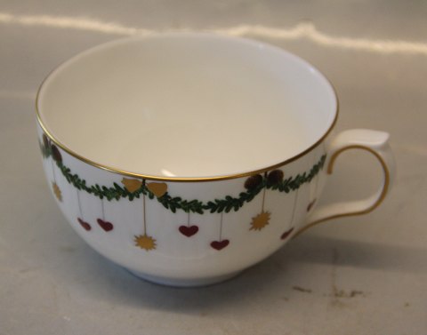Star Fluted Christmas Royal Copenhagen 087 Tea cup 32 cl (1019974) 6 x 10.5 cm without saucer