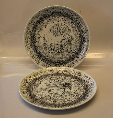 Bjoern Wiinblad Nymoelle Denmark 3052-1278 The Seasons Wall Plate or dinnerplate 27.5 cm