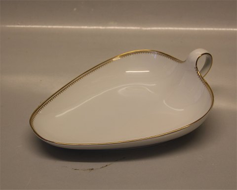 199 Hjerteformet skål 26 x 19 cm B&G Menuet: Hvidt porcelæn, takket guldkant, hvid, form 601 Bing & Grøndahl 