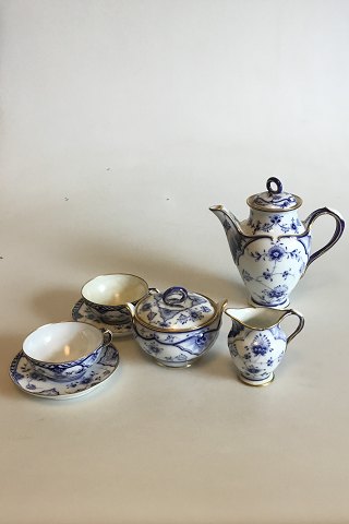 Royal Copenhagen Et sæt Flagermusstel med guld, Frokostservice. Designet af Arnold Krogh, ca. 1900