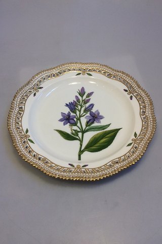 Royal Copenhagen Flora Danica Plate with pierced border No 20/3526