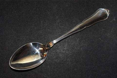 Dessert spoon / Lunch spoon Rita silver cutlery
Horsens silver
Length 18,2 cm.
