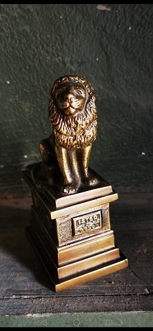 Figur af Istedløven o bronce