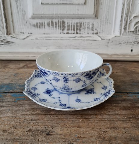 Royal Copenhagen Musselmalet helblonde tekop No. 1130