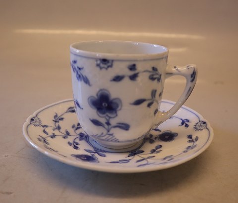 106 / 108 b Mocha / espresso 5.5 cm /0,75 dl (061) & saucer 12 cm  (108b - 463)  B&G Blue Butterfly porcelain 