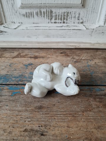Royal Copenhagen figure Polar bear cub no. 232