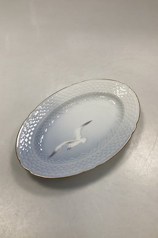 Bing and Grøndahl Seagull with Gold Oval Dish No. 17