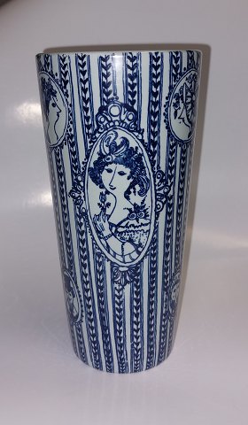 Vase from Nymølle by Bjørn Wiinblad