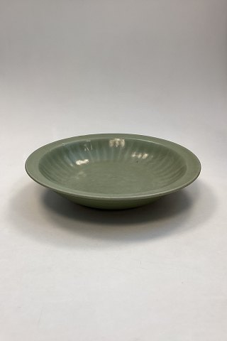 Oriental Chinese Round platter Lung Chuan Celadon Glaze