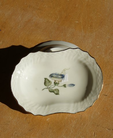 item no: po-Frisenborg 4 asietter 9,5cm