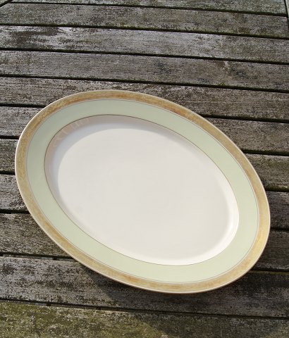 item no: po-Dagmar stort ovalt fad 9585
