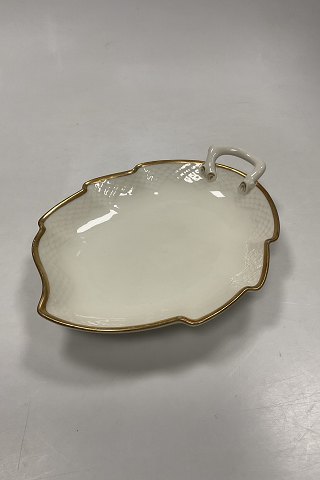 Bing and Grondahl Aakjaer Leaf Shaped dish No. 199