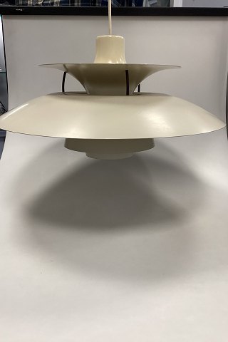 Poul Henningsen for Louis Poulsen White pendant PH 5