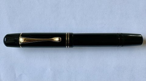 Sort Pelikan 100N fyldepen