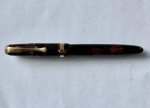 Rød marmoreret Osmia A. W. Faber-Castell 882 fyldepen