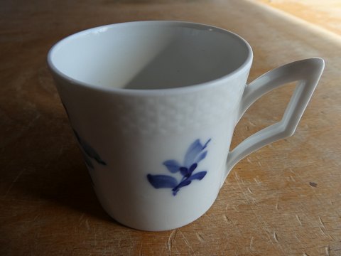 vare nr: po-Flettet choko-kop 8043.SOLD