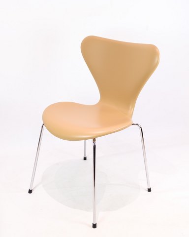 Syver Stol - Spisestuestol - Model 3107 - Cream Farvet Elegance Læder - Arne 
Jacobsen - Fritz Hansen
Fremragende stand
