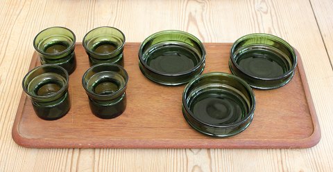 Glas og skåle på bakke, Quistgaard/Nissen