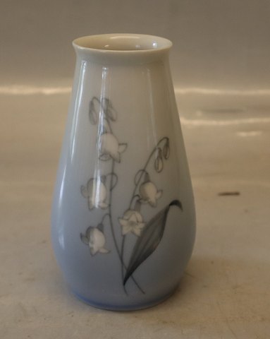 B&G 57-250 Vase 12 cm Liljekonval Convalla: Blåt B&G  porcelæn, liljekonval, 
form 643
