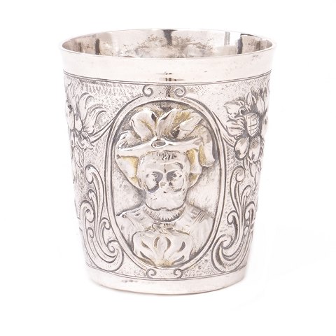 Silberbecher von Hans Christian Winther, 
Kopenhagen, 1786-1830. H: 7,5cm