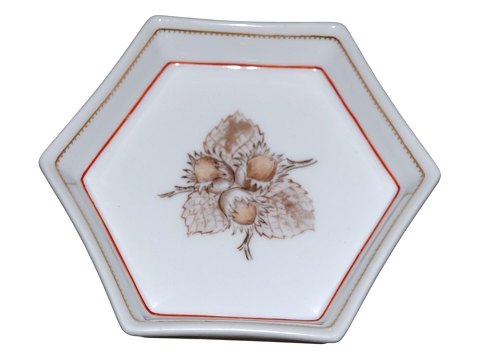 Royal Copenhagen
Hexagonal dish 13.2 cm.  from before 1894
