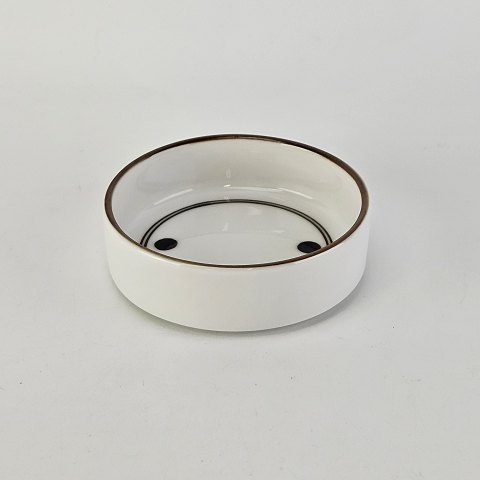 RC
Asiet
Brun Domino
Nr 14904