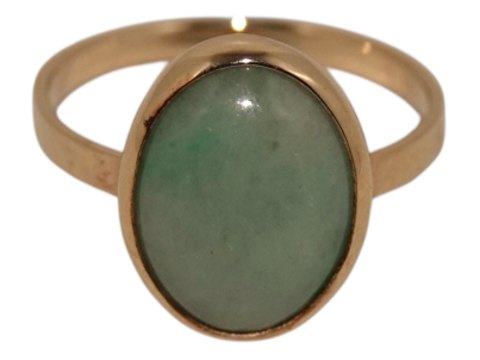 14-carat gold
Ring with jadeite from 1950-1960 - Size 64