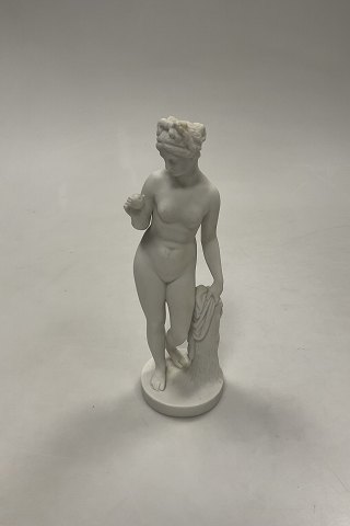 Royal Copenhagen Bisque Figurine Thorvaldsen Venus with an Apple No. 59