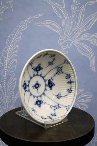 Royal Copenhagen, Blue Fluted Plain small compote bowl. 
Decoration number: 1/2302...