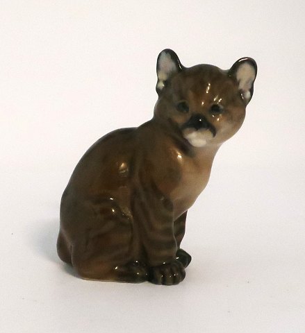 Royal Copenhagen. Porcelain figurine. Cougar cub. Model 4783. Height 7.5 cm. (1 
quality)