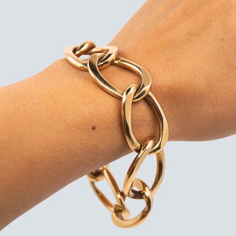Flemming Kjerultt; Bracelet of 14k gold