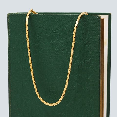Necklace in 8k gold, L. 40 cm.