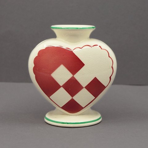 Aluminia; Red christmas heart in faience