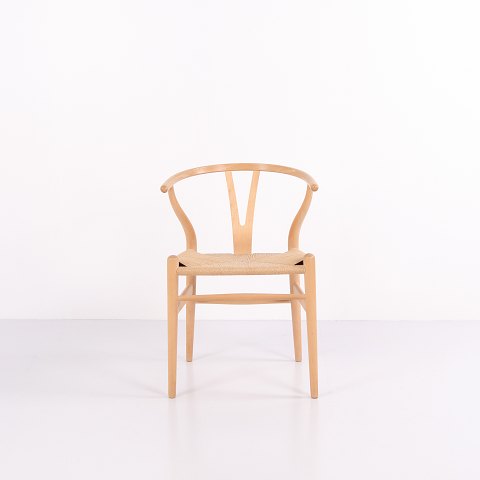 Hans J. Wegner
