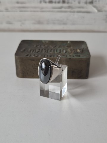 Vintage ring with a large oval hematite