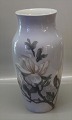Royal Copenhagen 1628-137 RC Vase Magnolia? 32 cm 2nd factory painter # 161