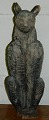 Hand carved figure of cat 19th Century Nyt!Log ind, og klik på stjernen for at gemme denne oversættelse i din parlør.Log indAfvis